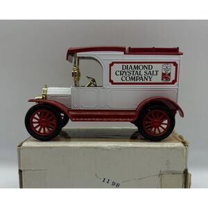 ERTL 1913‎ Model T Ford Van Diamond Crystal Salt Metal Car Bank Key Vintage 1988